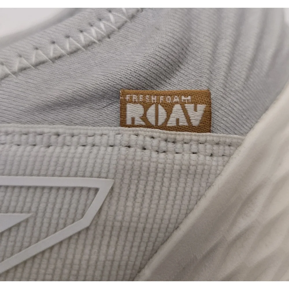 New Balance Womens Fresh Foam Roav WROAVRW White Running Shoes Size 7 GUC
